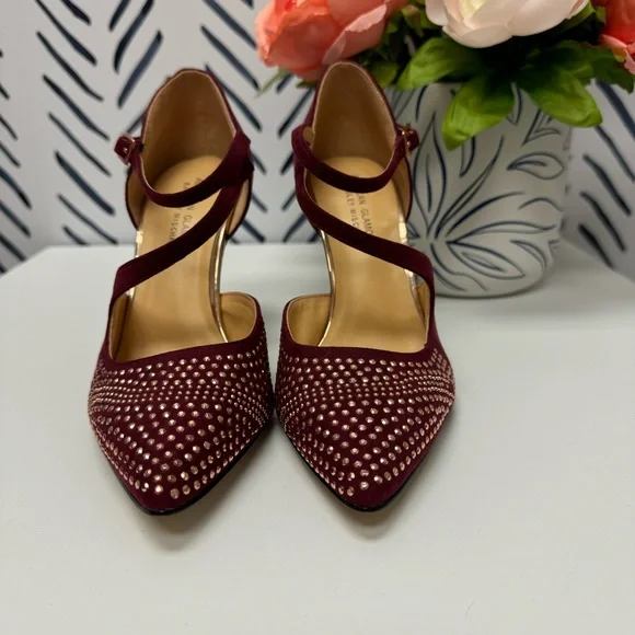 6.5 - Badgley Mischka American Glamour Burgundy Faux Suede Studded Pumps - Picture 2 of 7